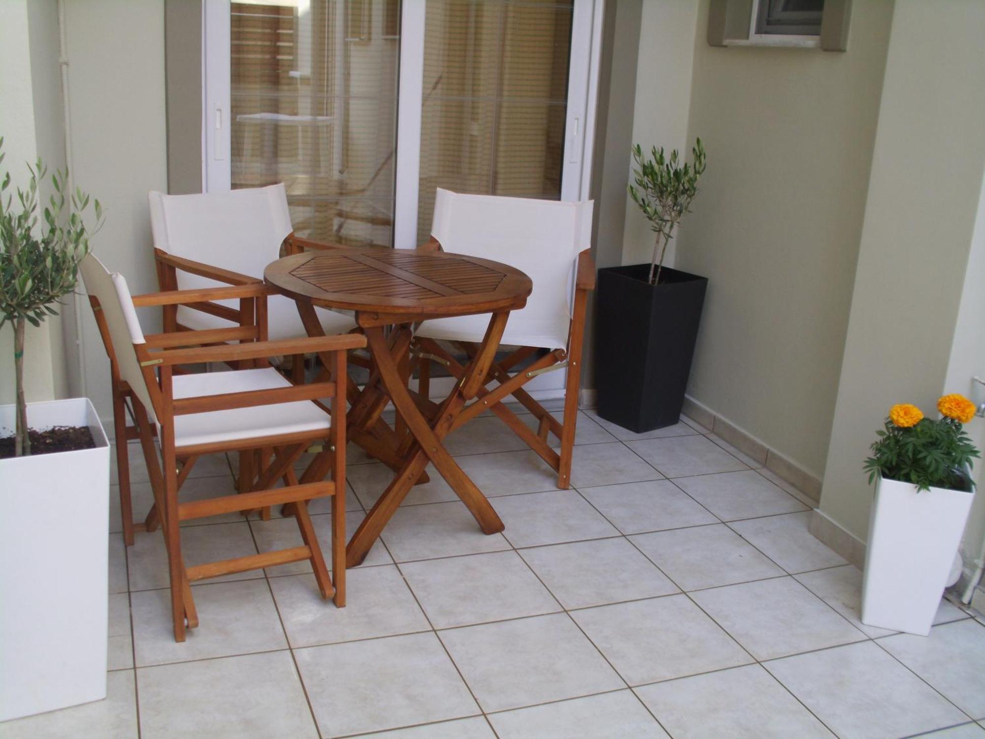Artemis Rooms Two Steps By The Sea Platanias Exterior foto